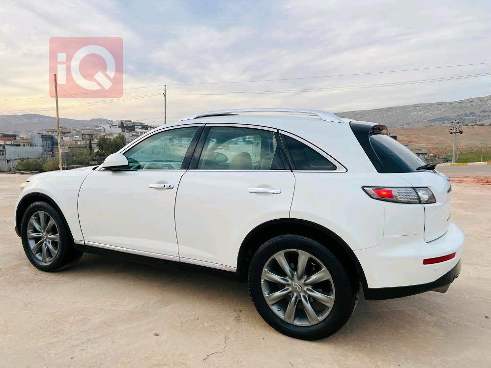 Infiniti FX